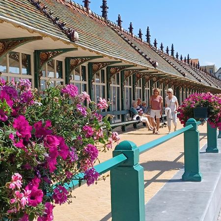 Appartement Blankenberge Zeedijk Aan De Pier Екстер'єр фото
